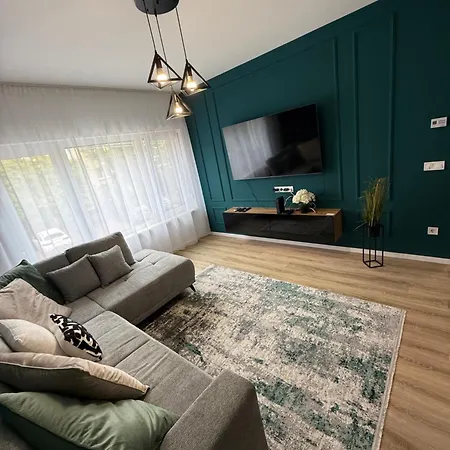 Emerald Boutique Apartment *